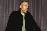 2002 Commercial Award winner Baker Smith addresses the audience.